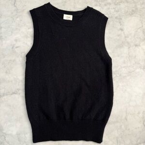Women’s Aritzia Black Sweater Vest
